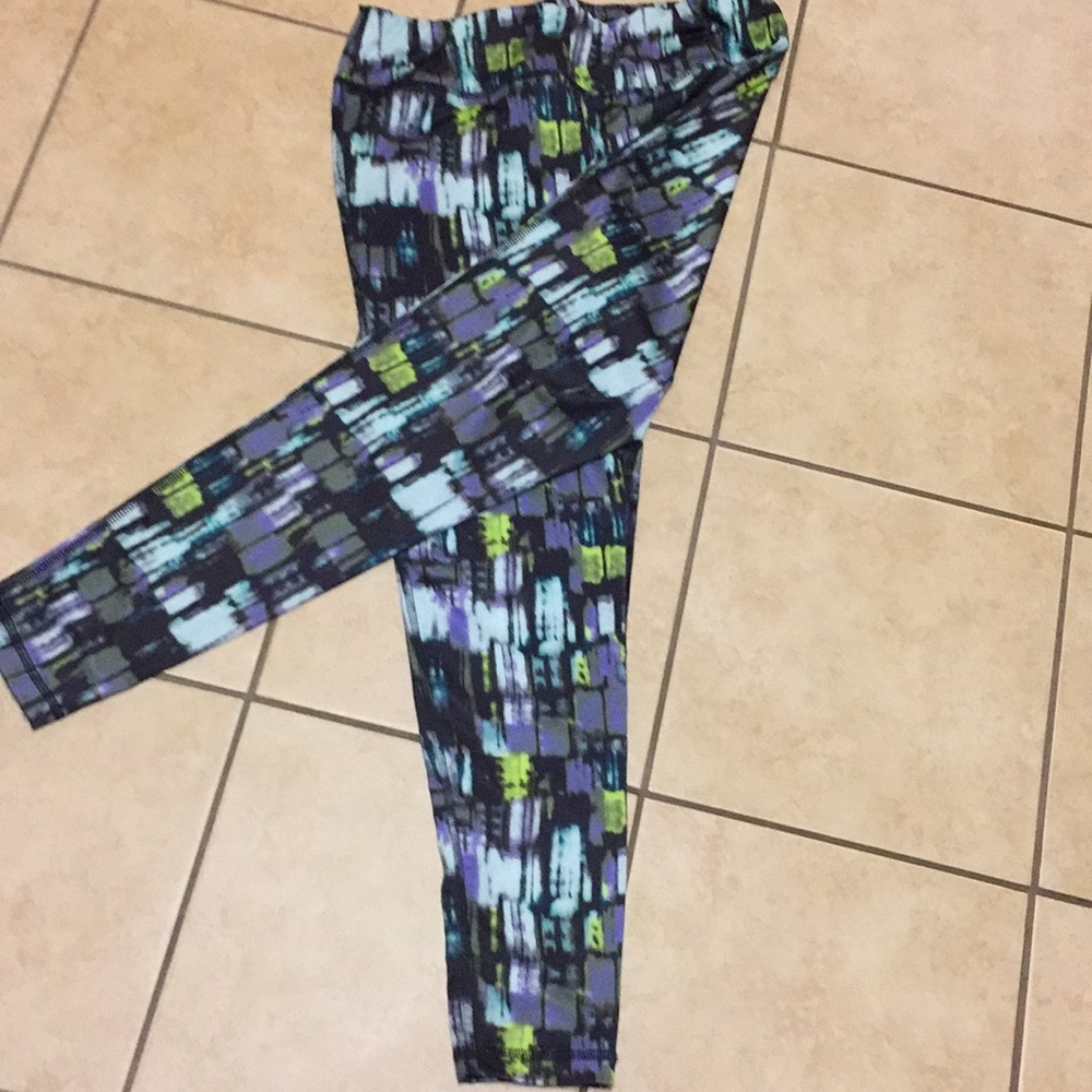 YOGA PANTS